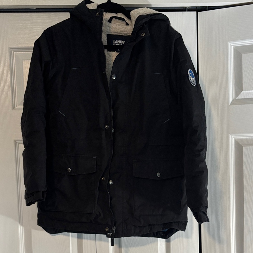 Lands' End youth Large (14-16) squall winter Jacket
Excellent condition.